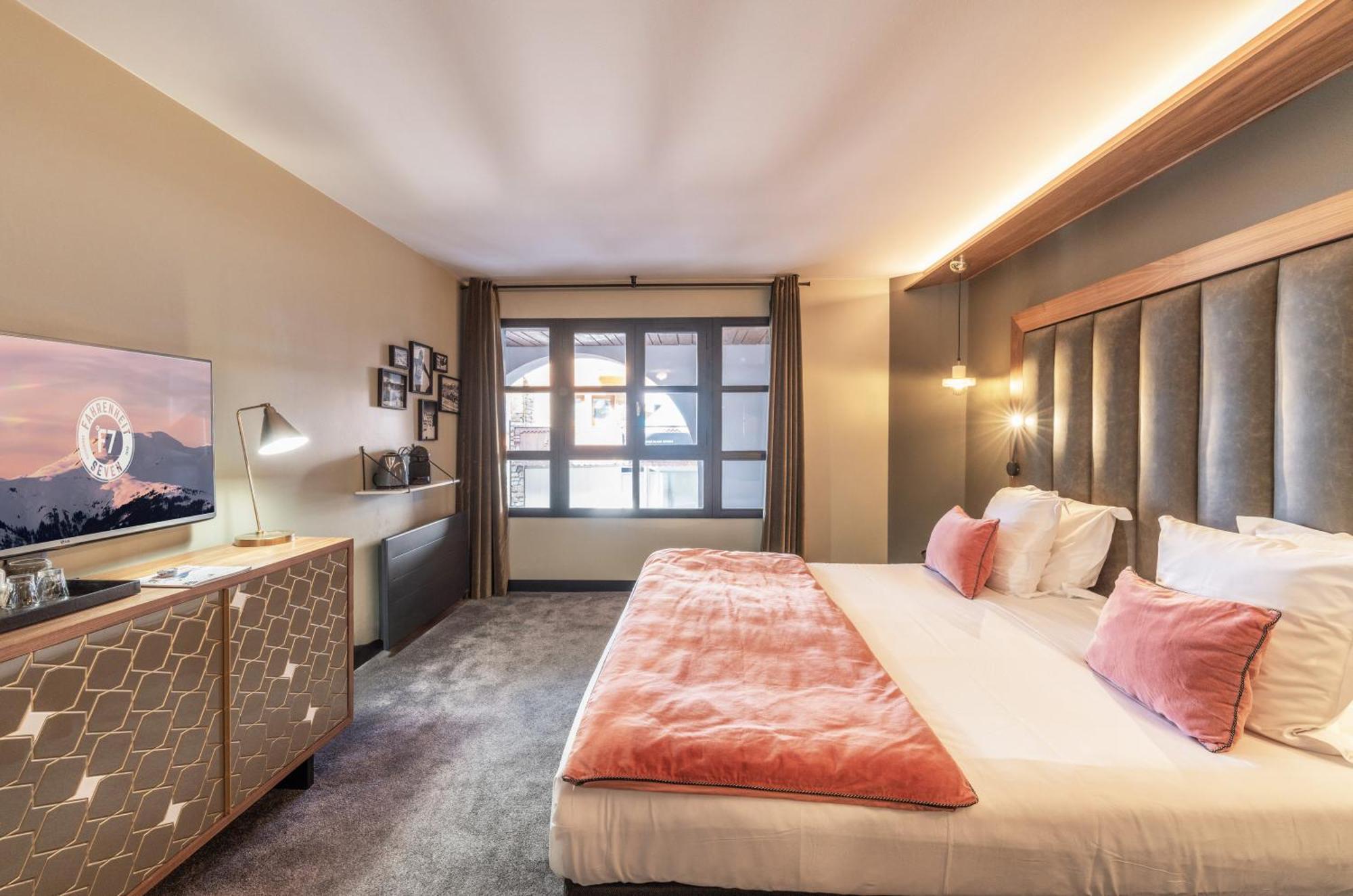 Fahrenheit Seven Courchevel Hotel Luaran gambar