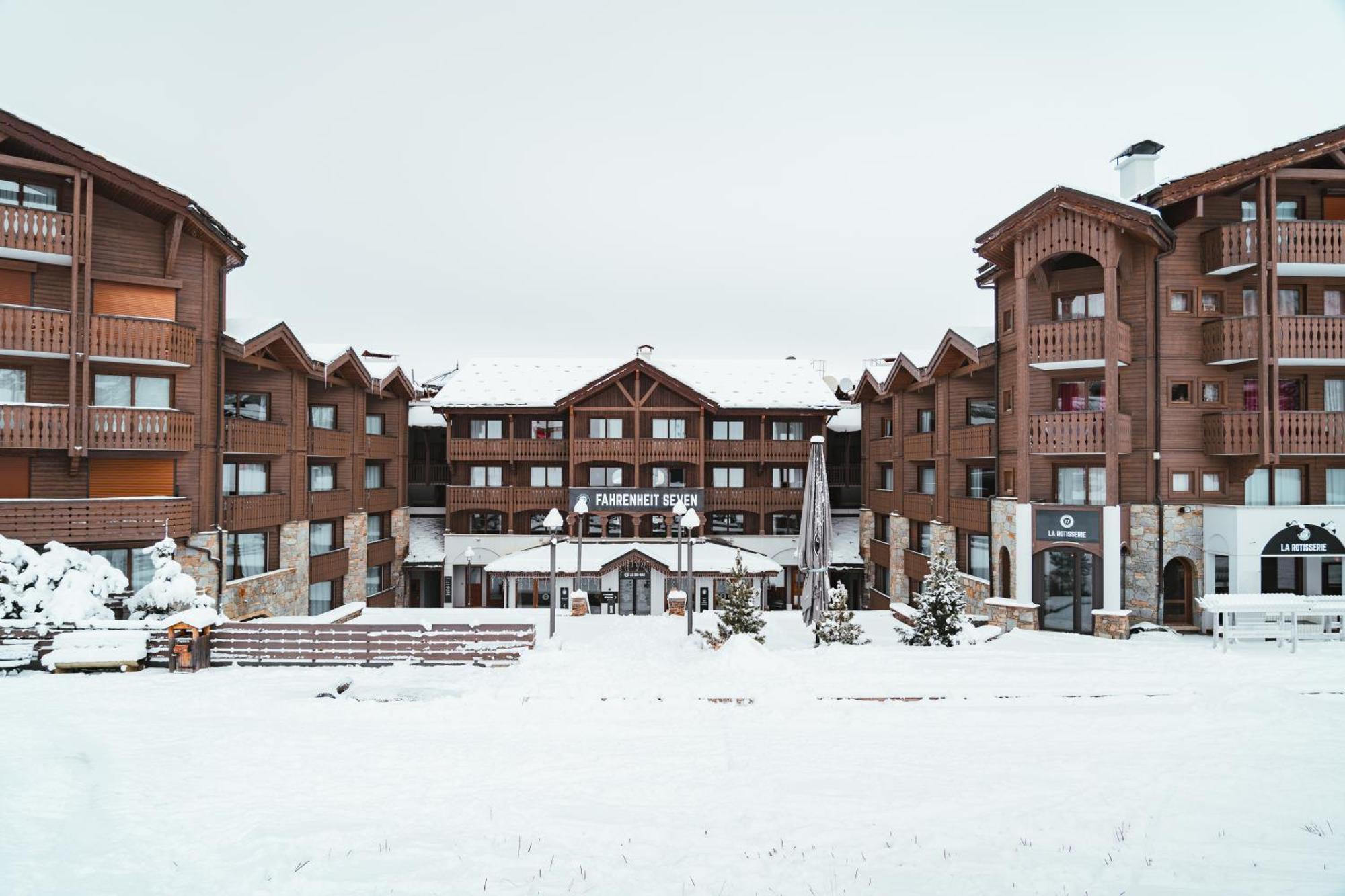 Fahrenheit Seven Courchevel Hotel Luaran gambar