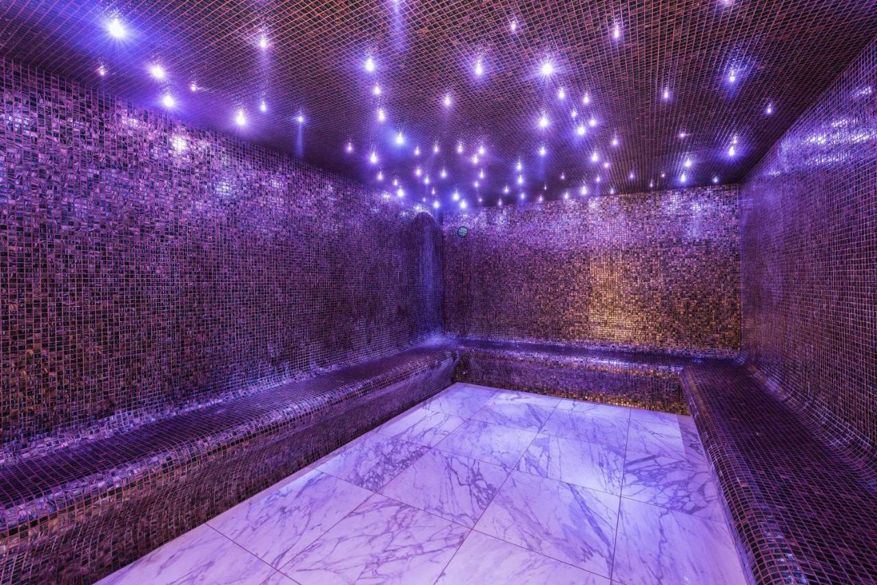 Fahrenheit Seven Courchevel Hotel Luaran gambar